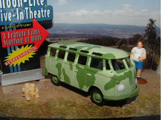 PoulaTo: '65 Volkswagen Bus, Greenlight, πρασινο καμοφλαζ